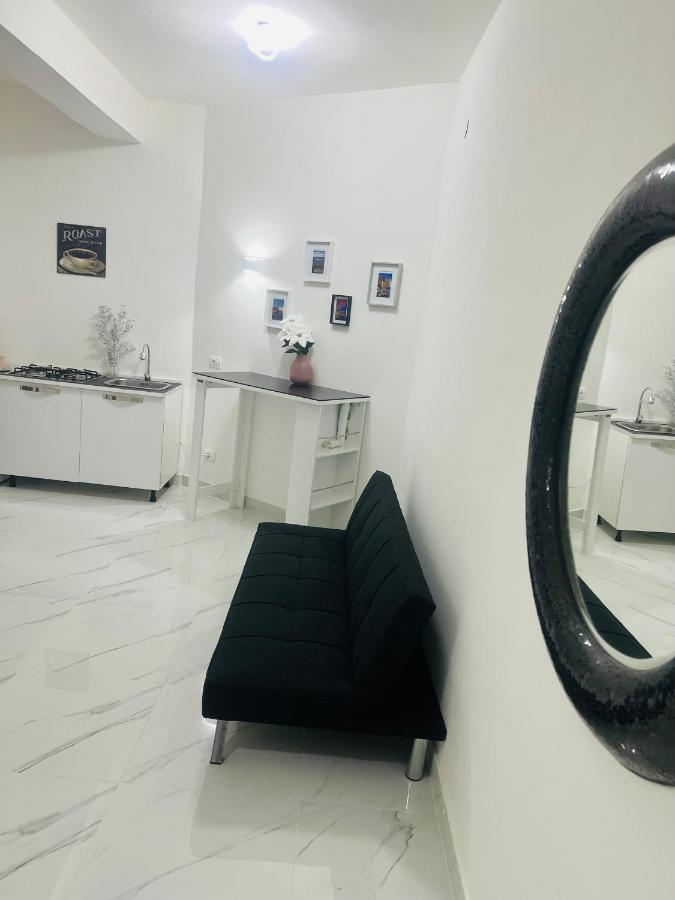 Casa Partenopea Apartment Napoli Bagian luar foto
